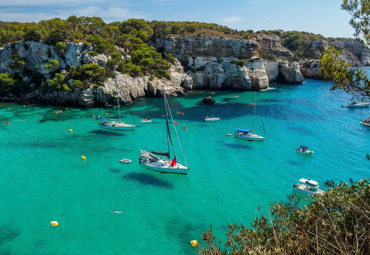 Cala Menorca Binter