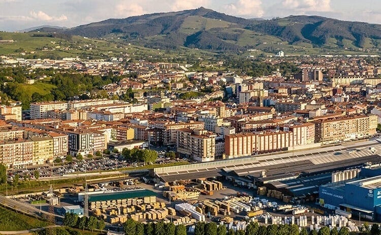 Torrelavega como llegar desde el aeropuerto